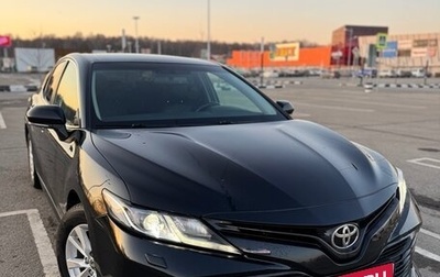 Toyota Camry, 2019 год, 2 380 000 рублей, 1 фотография