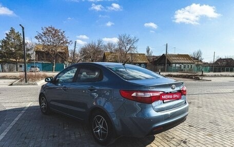 KIA Rio III рестайлинг, 2013 год, 980 000 рублей, 3 фотография