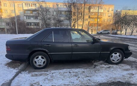 Mercedes-Benz E-Класс, 1992 год, 285 000 рублей, 6 фотография