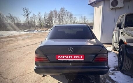 Mercedes-Benz E-Класс, 1992 год, 285 000 рублей, 7 фотография