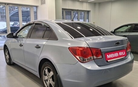 Chevrolet Cruze II, 2009 год, 660 000 рублей, 7 фотография