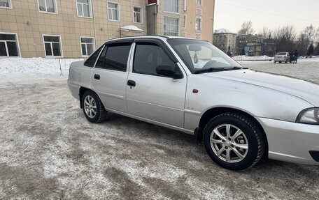 Daewoo Nexia I рестайлинг, 2012 год, 285 000 рублей, 2 фотография