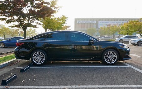 Toyota Avalon, 2022 год, 4 300 000 рублей, 7 фотография