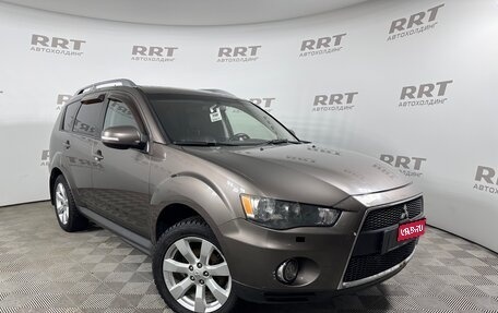 Mitsubishi Outlander III рестайлинг 3, 2010 год, 879 000 рублей, 1 фотография