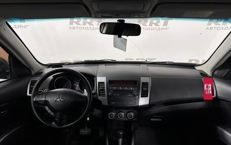 Mitsubishi Outlander III рестайлинг 3, 2010 год, 879 000 рублей, 9 фотография