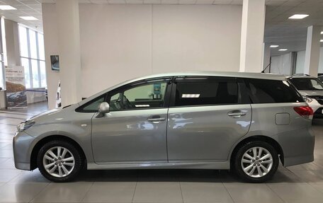 Toyota Wish II, 2011 год, 1 395 000 рублей, 2 фотография