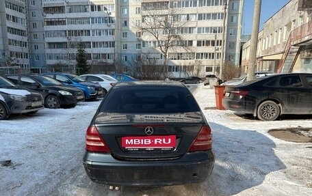 Mercedes-Benz C-Класс, 2001 год, 370 000 рублей, 4 фотография