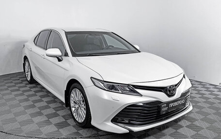 Toyota Camry, 2021 год, 2 990 000 рублей, 3 фотография