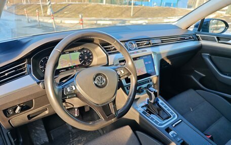 Volkswagen Passat B8 рестайлинг, 2019 год, 3 190 000 рублей, 3 фотография