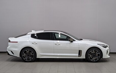 KIA Stinger I, 2022 год, 4 350 000 рублей, 4 фотография