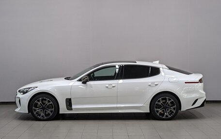 KIA Stinger I, 2022 год, 4 350 000 рублей, 8 фотография