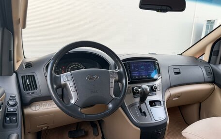 Hyundai H-1 II рестайлинг, 2021 год, 3 890 000 рублей, 6 фотография