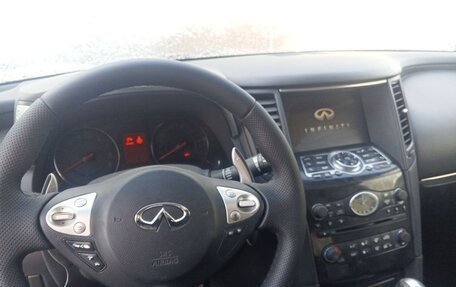 Infiniti FX II, 2010 год, 1 435 000 рублей, 13 фотография