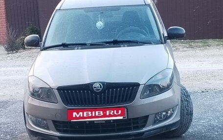 Skoda Roomster, 2013 год, 1 100 000 рублей, 5 фотография