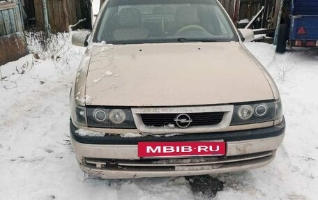 Opel Vectra A, 1993 год, 70 000 рублей, 4 фотография