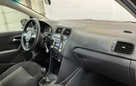 Volkswagen Polo VI (EU Market), 2015 год, 915 000 рублей, 12 фотография