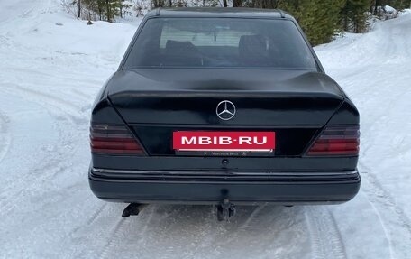 Mercedes-Benz W124, 1987 год, 245 000 рублей, 2 фотография