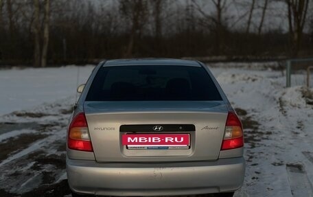 Hyundai Accent II, 2004 год, 310 000 рублей, 3 фотография