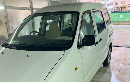 Toyota Town Ace III, 1998 год, 400 000 рублей, 2 фотография