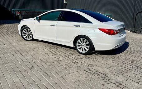 Hyundai Sonata VI, 2010 год, 1 450 000 рублей, 4 фотография