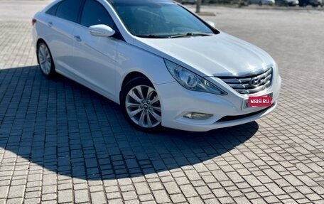 Hyundai Sonata VI, 2010 год, 1 450 000 рублей, 2 фотография