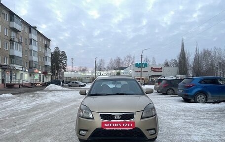 KIA Rio II, 2010 год, 600 000 рублей, 3 фотография