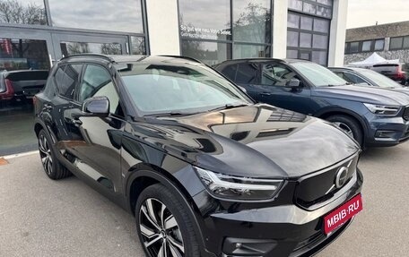 Volvo XC40 I, 2022 год, 3 700 000 рублей, 1 фотография