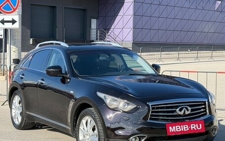 Infiniti FX II, 2013 год, 2 097 000 рублей, 3 фотография