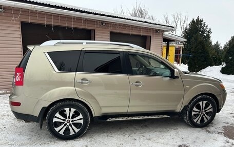 Mitsubishi Outlander III рестайлинг 3, 2008 год, 1 077 000 рублей, 5 фотография