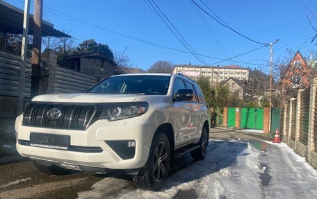 Toyota Land Cruiser Prado 150 рестайлинг 2, 2020 год, 6 200 000 рублей, 14 фотография