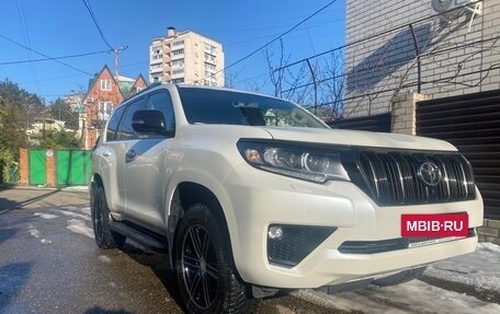 Toyota Land Cruiser Prado 150 рестайлинг 2, 2020 год, 6 200 000 рублей, 12 фотография