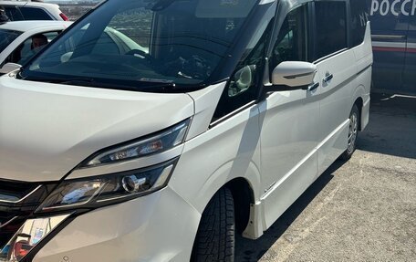 Nissan Serena IV, 2018 год, 2 350 000 рублей, 2 фотография