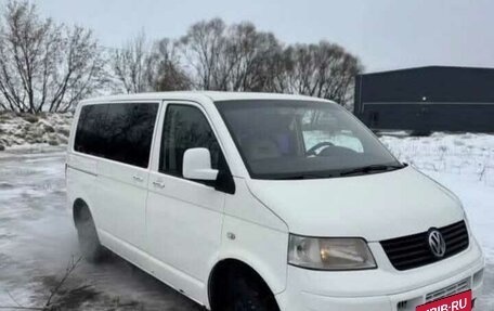 Volkswagen Transporter T5 рестайлинг, 2003 год, 950 000 рублей, 2 фотография