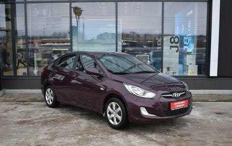 Hyundai Solaris II рестайлинг, 2012 год, 750 000 рублей, 3 фотография