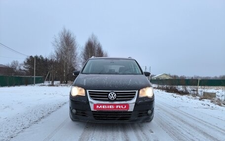 Volkswagen Touran III, 2007 год, 500 000 рублей, 5 фотография