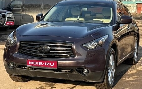 Infiniti FX II, 2012 год, 2 490 000 рублей, 1 фотография