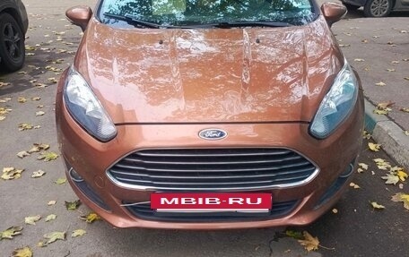 Ford Fiesta, 2015 год, 850 000 рублей, 2 фотография