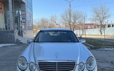 Mercedes-Benz E-Класс, 2002 год, 1 030 000 рублей, 2 фотография