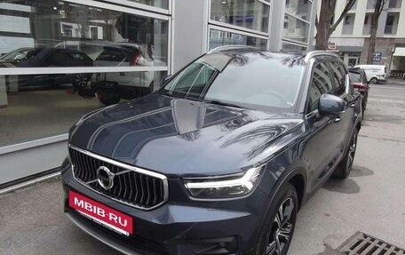 Volvo XC40 I, 2022 год, 3 800 000 рублей, 2 фотография