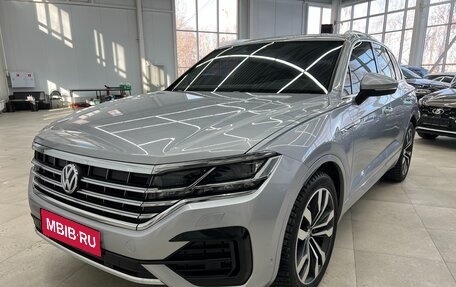 Volkswagen Touareg III, 2018 год, 4 490 000 рублей, 1 фотография