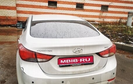 Hyundai Elantra V, 2014 год, 600 000 рублей, 1 фотография