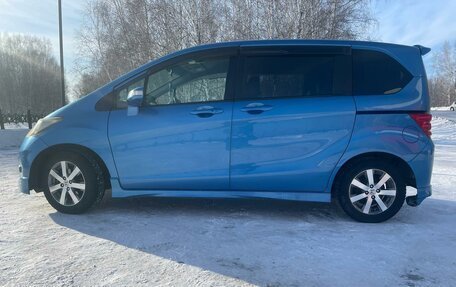 Honda Freed I, 2011 год, 1 200 000 рублей, 16 фотография