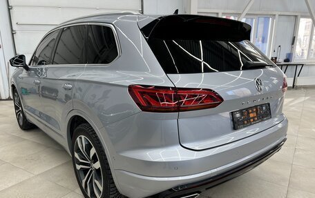 Volkswagen Touareg III, 2018 год, 4 490 000 рублей, 3 фотография