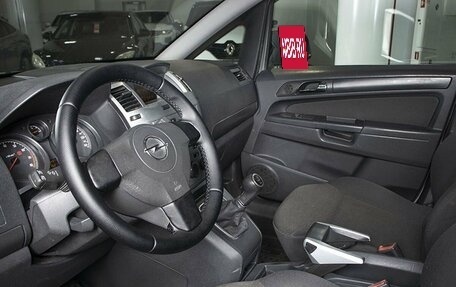 Opel Zafira B, 2011 год, 857 000 рублей, 17 фотография