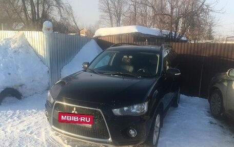 Mitsubishi Outlander III рестайлинг 3, 2011 год, 1 450 000 рублей, 5 фотография