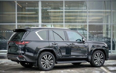 Lexus LX, 2023 год, 21 000 000 рублей, 3 фотография