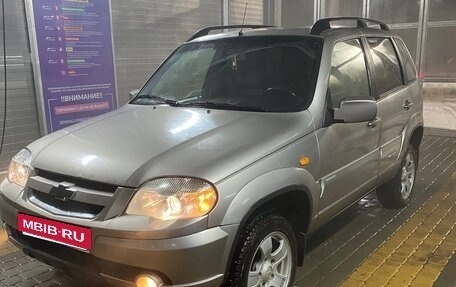 Chevrolet Niva I рестайлинг, 2010 год, 500 000 рублей, 15 фотография