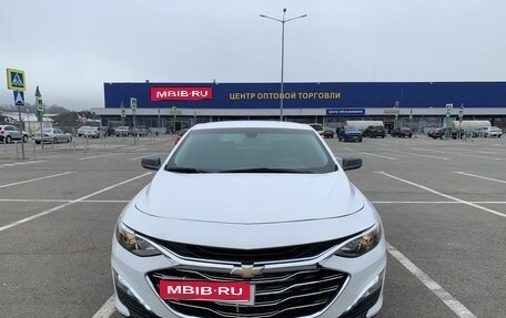 Chevrolet Malibu IX, 2020 год, 1 500 000 рублей, 1 фотография