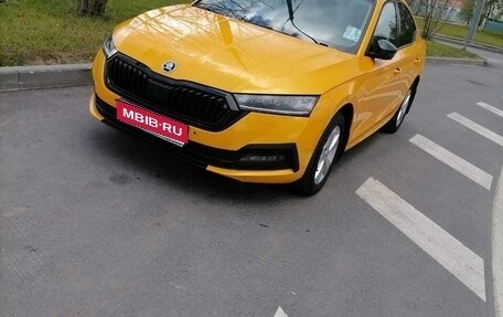 Skoda Octavia IV, 2021 год, 2 100 000 рублей, 1 фотография
