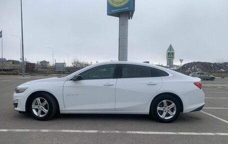 Chevrolet Malibu IX, 2020 год, 1 500 000 рублей, 4 фотография